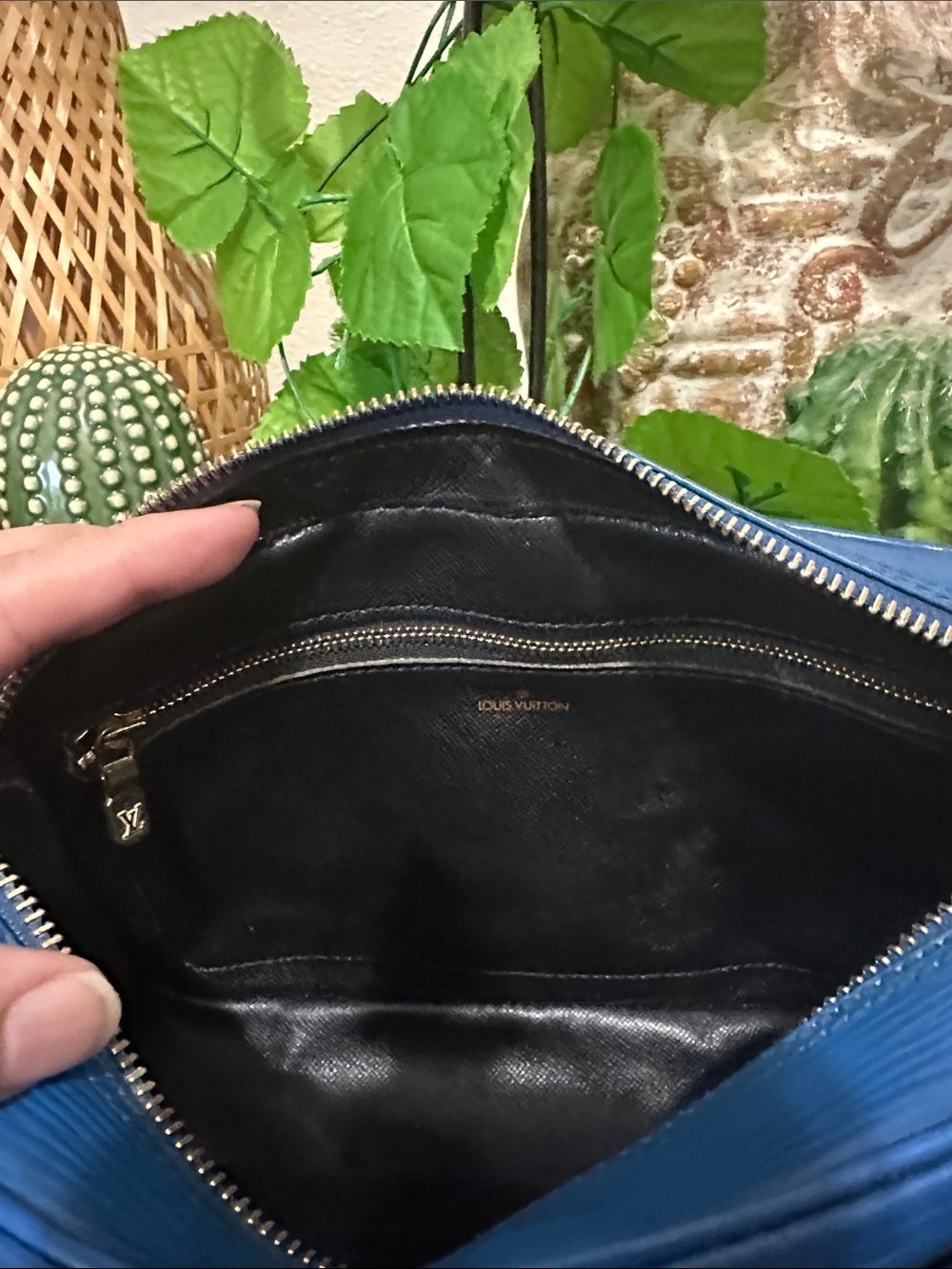 Vintage Louis Vuitton Blue Epi Shoulder Bag + Wallet Set - Picture 12 of 14